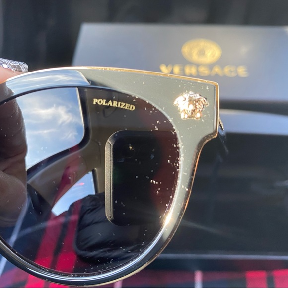 BNNW, Versace Medusa charm polarized sunglasses - Picture 7 of 7
